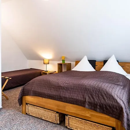 Πανσιόν Spreewald Tannenwinkel 4*